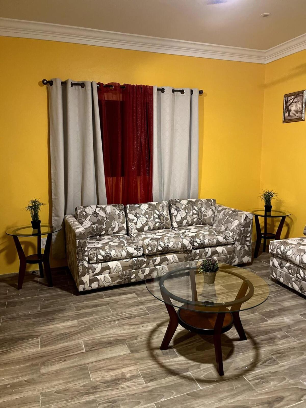 Gregory's Place Apartment Nassau